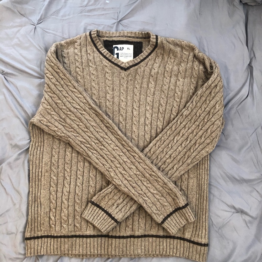 MEN’S CLASSIC GAP SWEATER